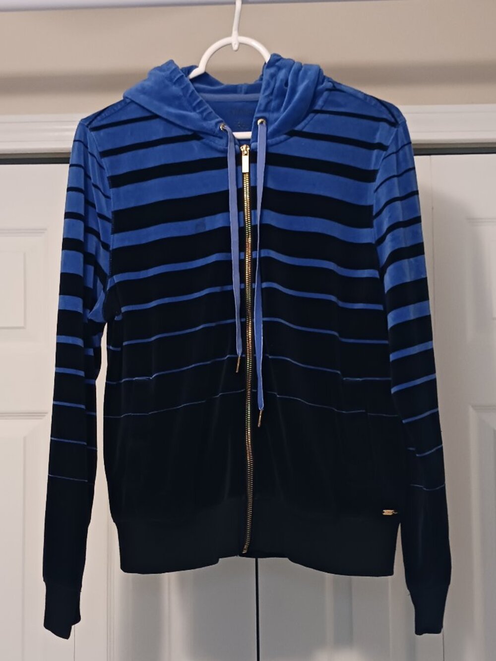 #275 - Calvin Klein Blue/Black Hooded Jacket Size L